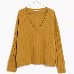 Madewell (Re)sourced Cashmere Stitched-Rib V-Neck Sweater in Copper Gold